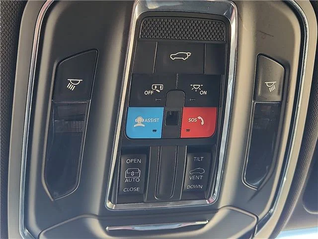 Used 2024 Black Jeep Laredo 4x4 image 17