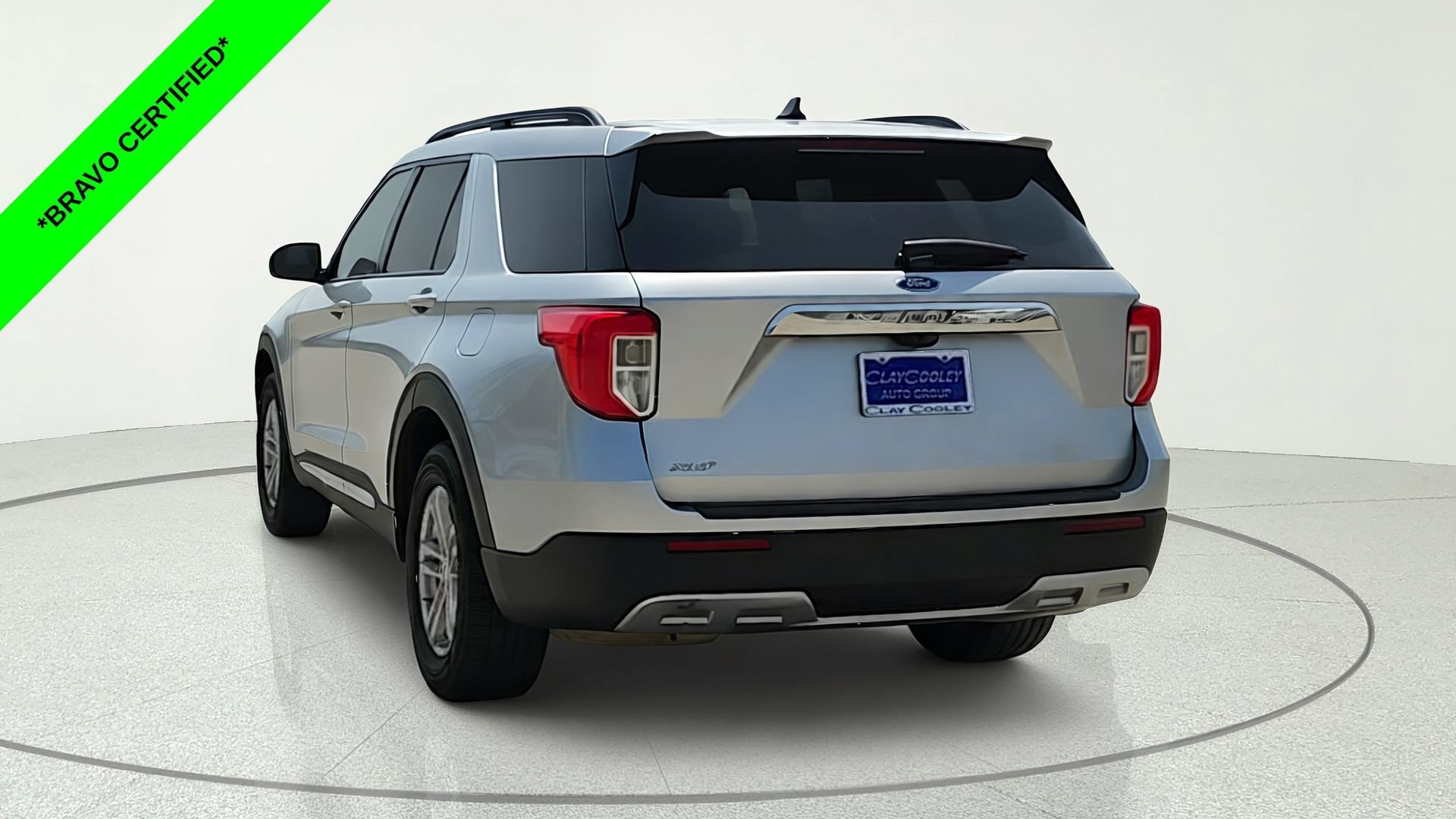 Used 2023 Silver Ford XLT image 6