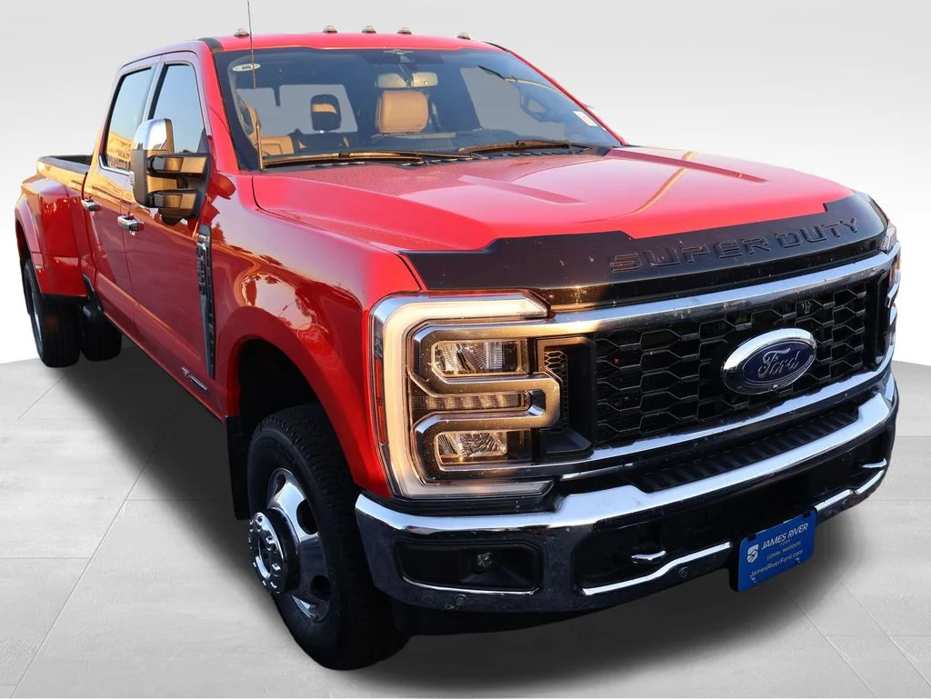 Used 2023 Race Red Ford Lariat image 11