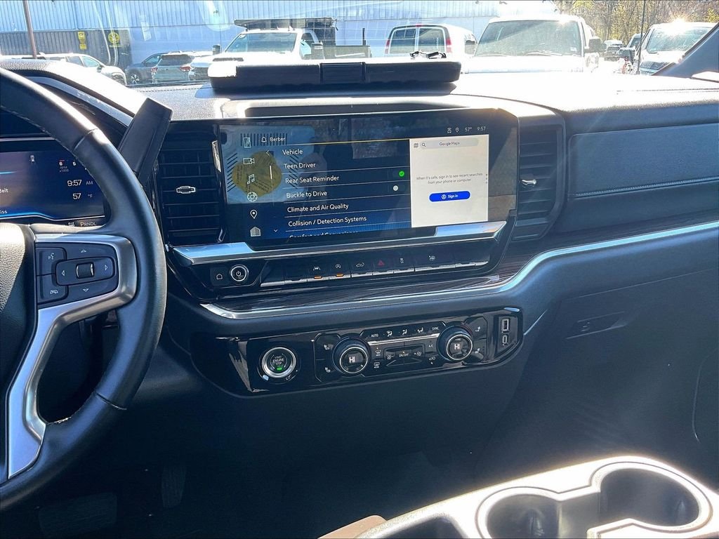 Used 2024 Blue Chevrolet LT image 17
