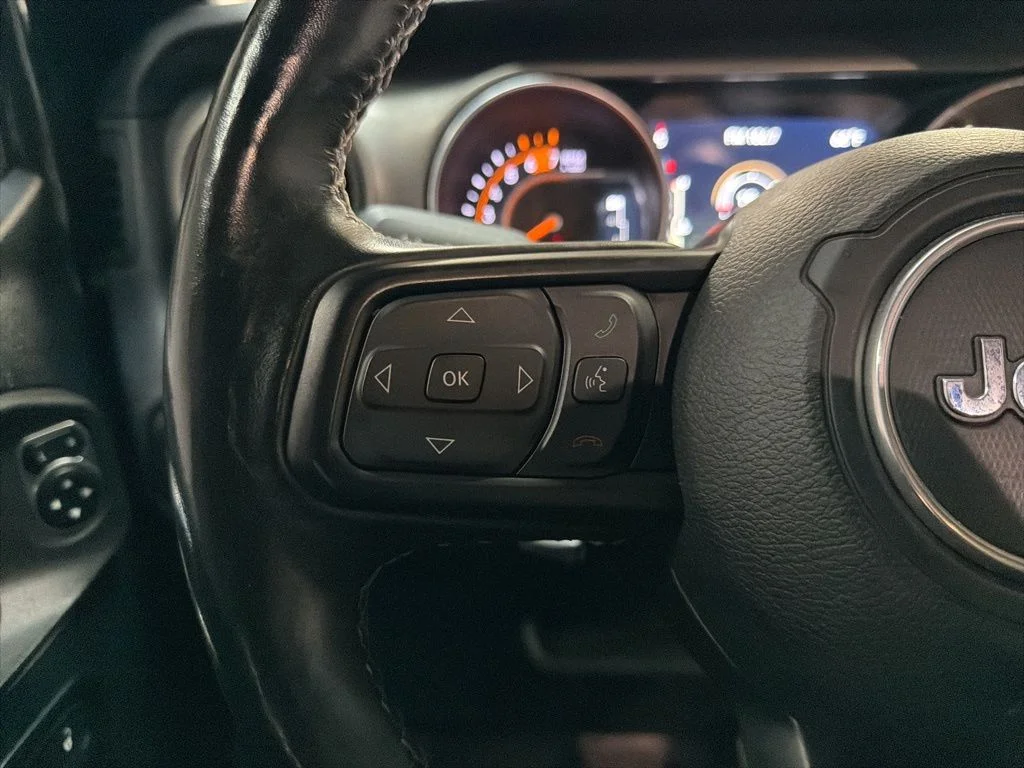 Used 2021 Black Jeep Unlimited Sport image 18