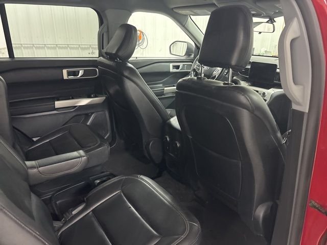 Used 2020 Red Ford XLT image 32