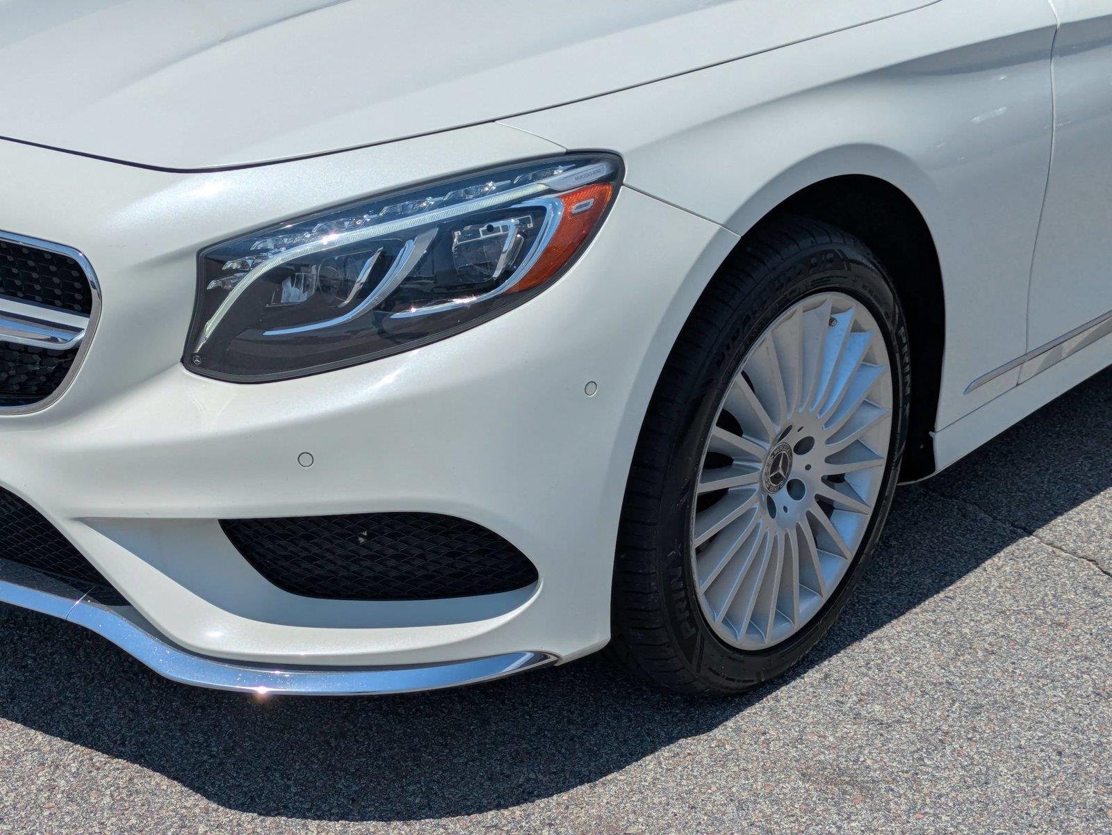 Used 2018 designo Diamond White Metallic Mercedes-Benz S 560 image 9