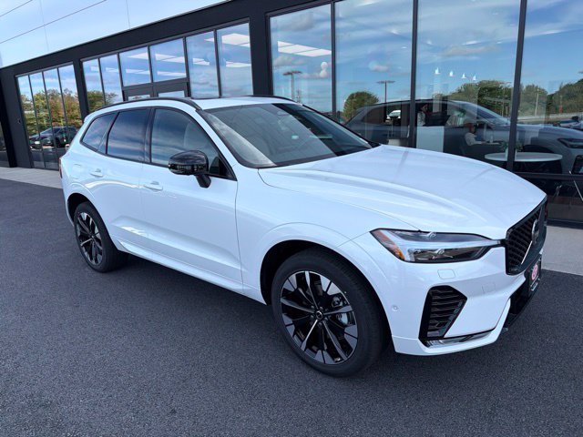 Crystal White 2027 Volvo XC60 SUV / Crossover  