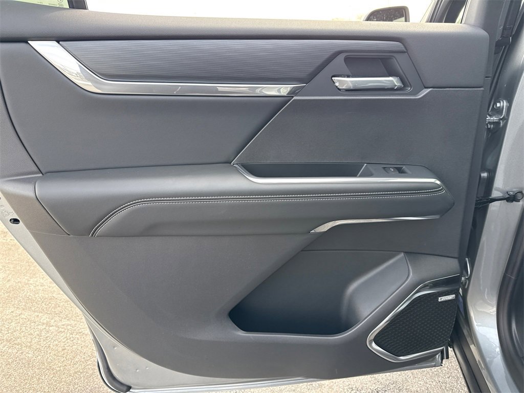 2026 GMC ACADIA - Image 31