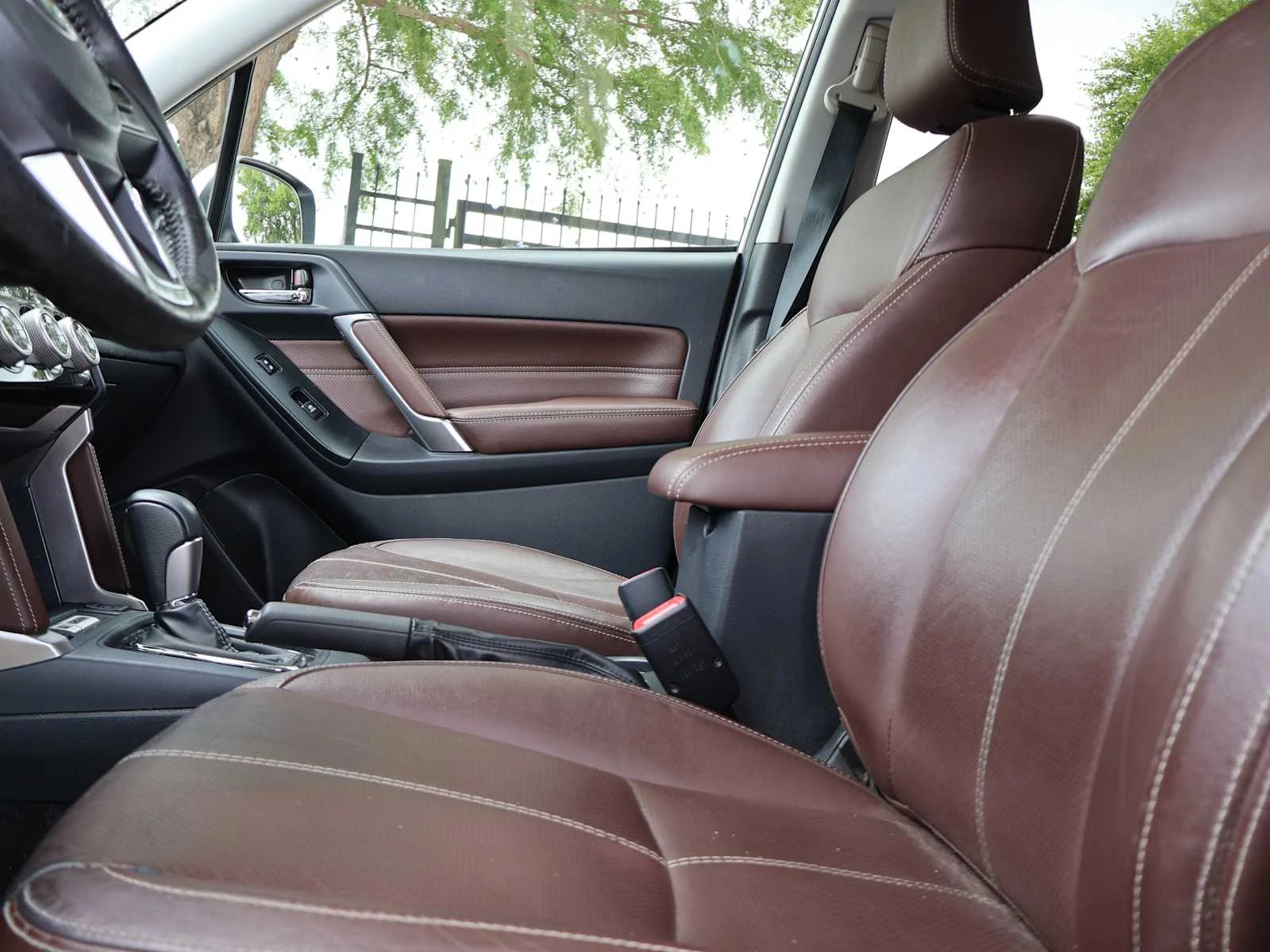 Used 2017 Crystal White Pearl Subaru Touring image 13