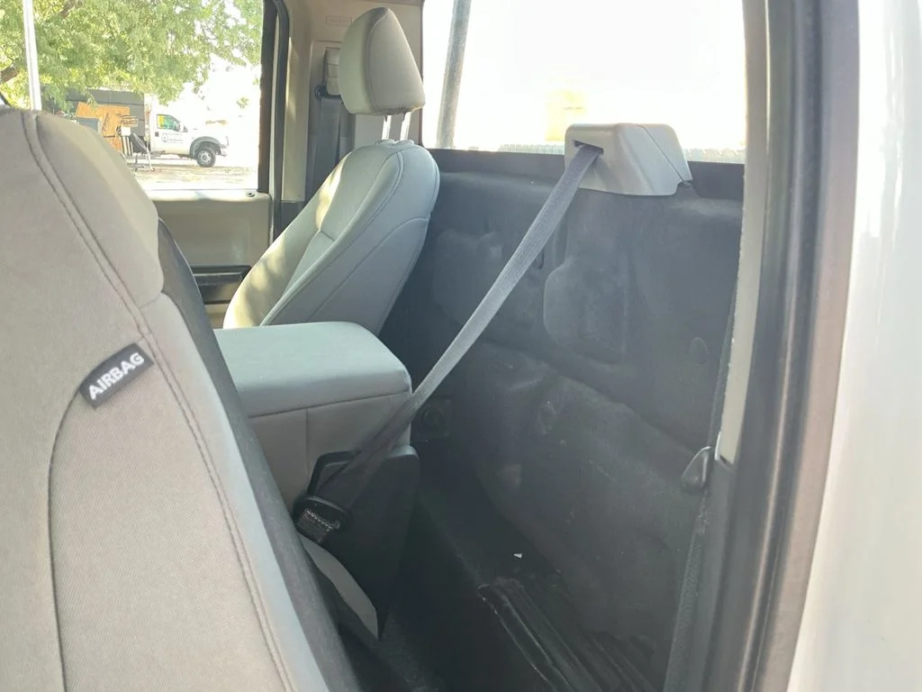 Used 2021 White Ford XL image 26