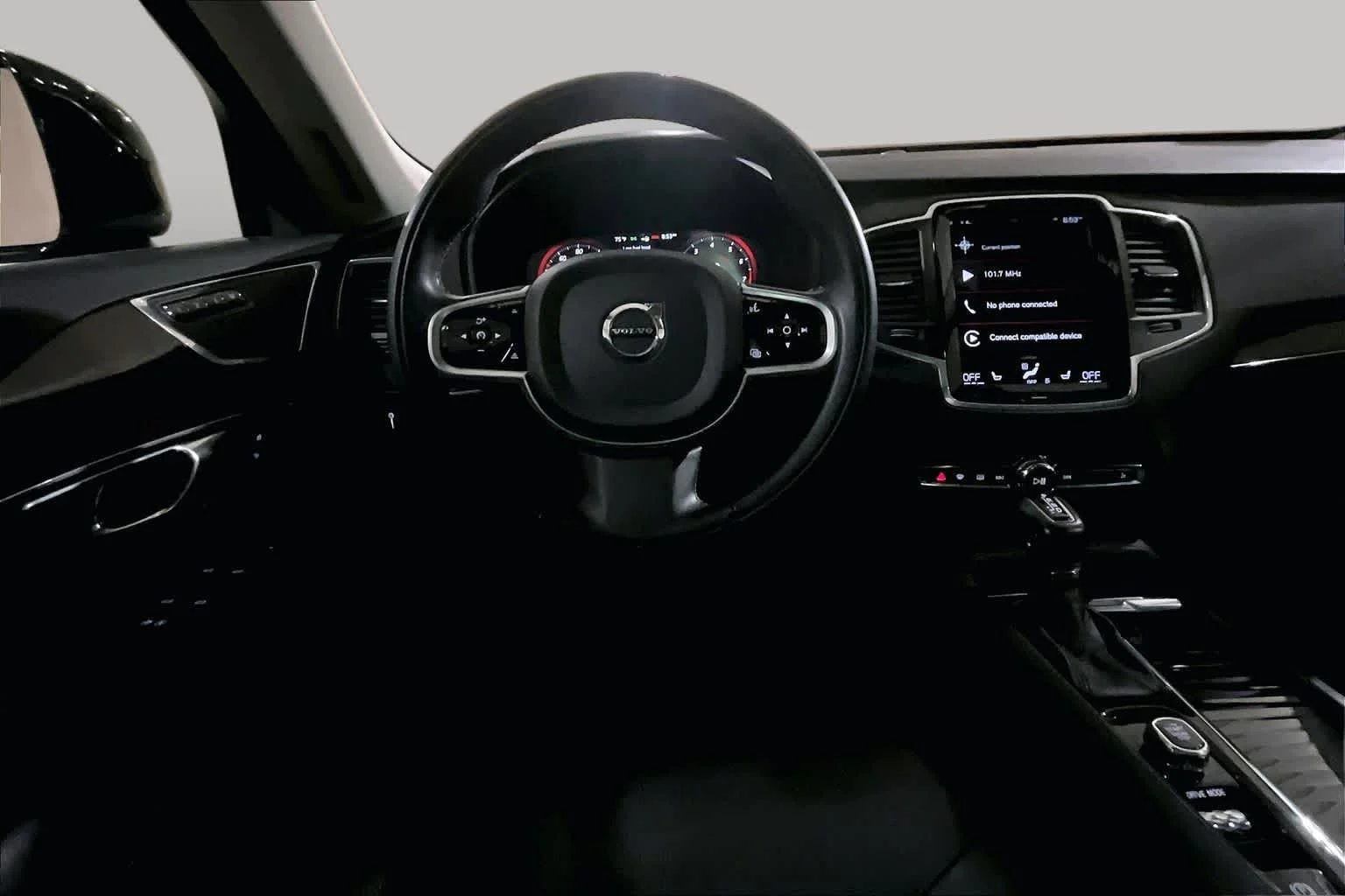 Pre-Owned 2019 Volvo XC90 Momentum