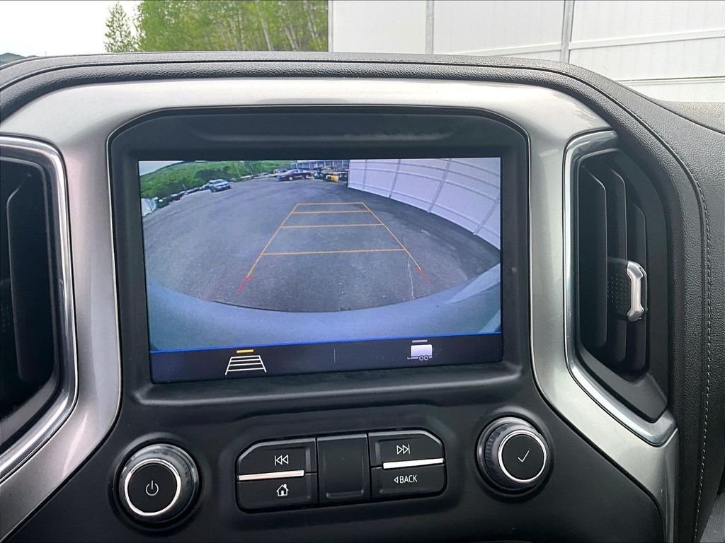 Used 2021 Silver Ice Metallic Chevrolet LT image 19