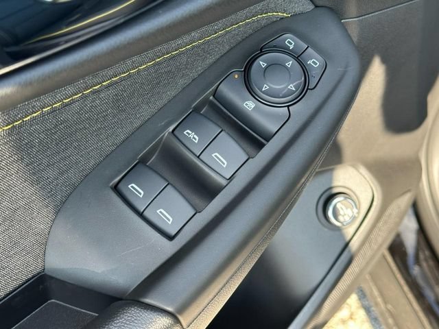 New 2026 Mosaic Black Metallic Chevrolet ACTIV image 10