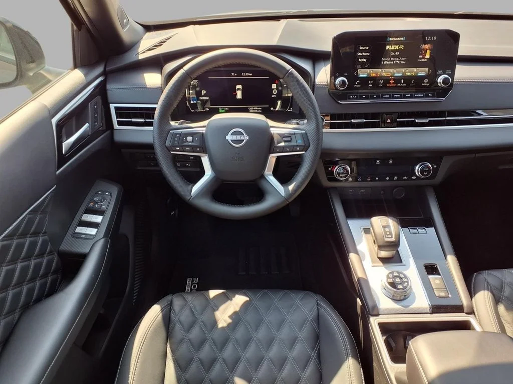 New 2026 Gray Nissan Platinum image 4