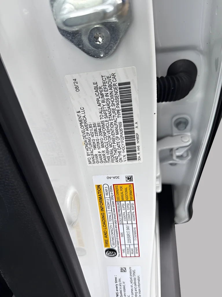 Used 2024 White Honda LX image 29