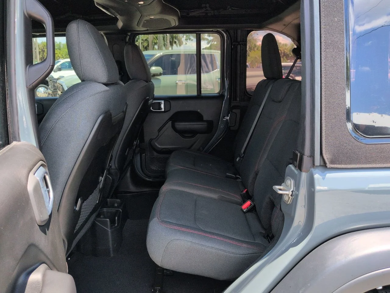 Used 2024 Anvil Clear Coat Jeep Rubicon image 14