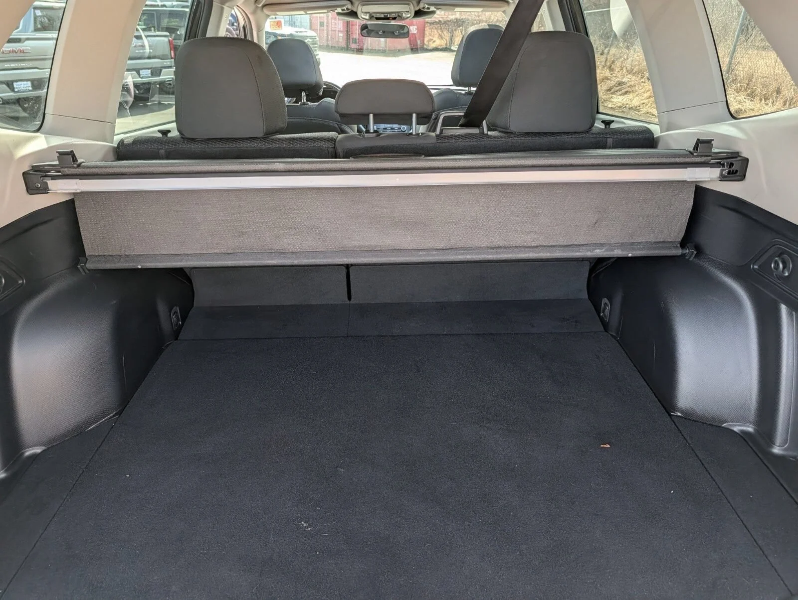 Used 2022 Black Subaru Premium image 27