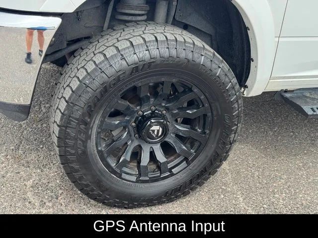 Used 2018 White Ram Laramie image 12