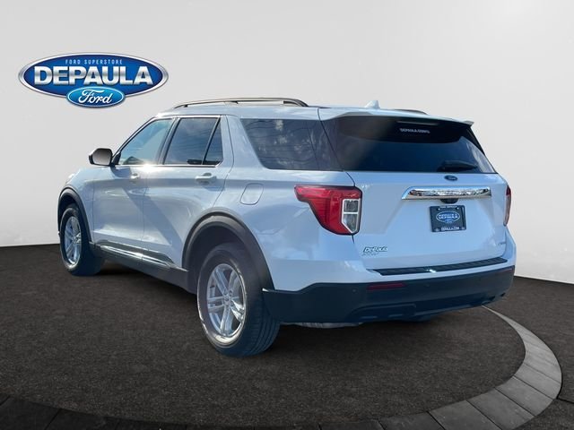 2023 Ford Explorer XLT photo 3