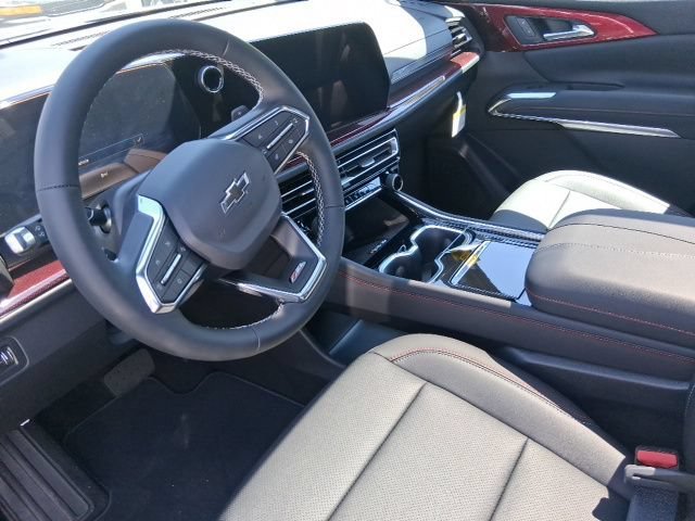 New 2026 Mosaic Black Metallic Chevrolet Z71 image 11