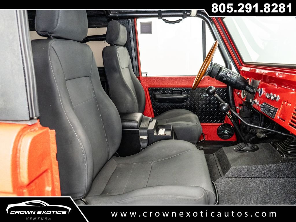 Used 1972  Ford 2dr Convertible image 15