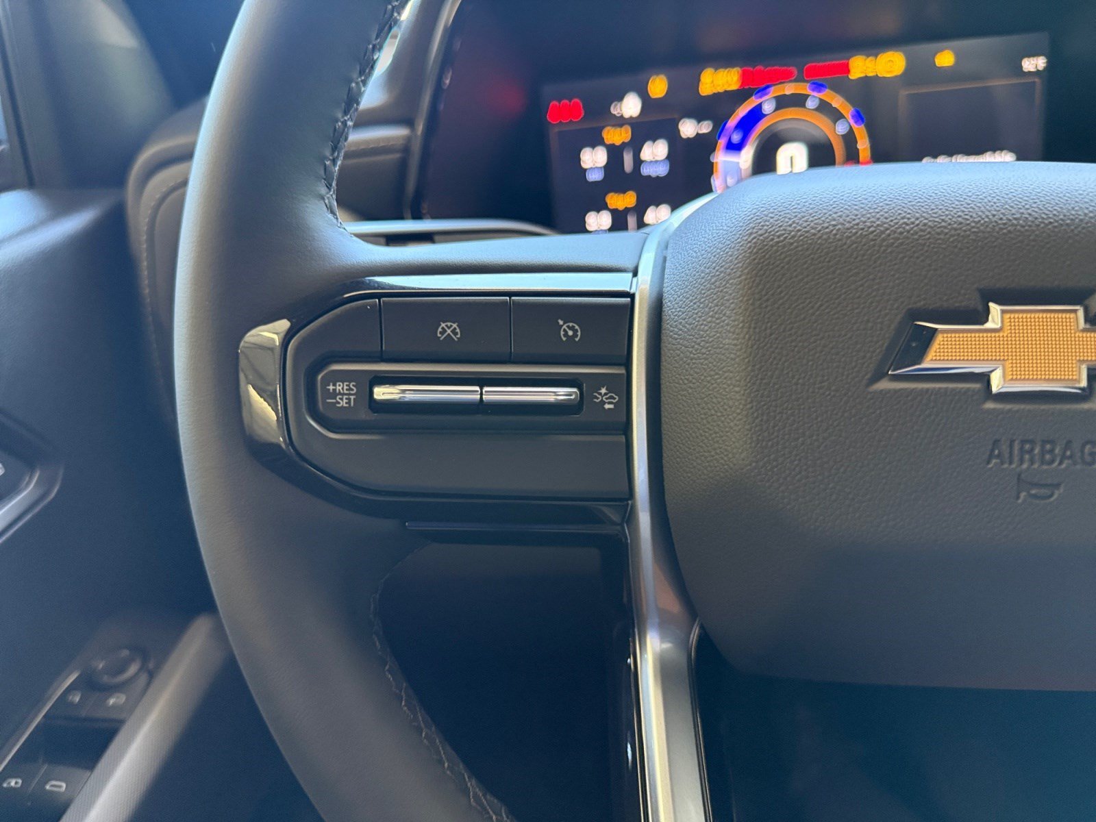 2026 Chevrolet Colorado LT - Photo 24