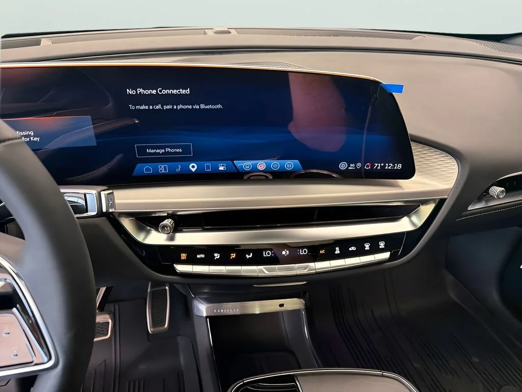 2027 Cadillac LYRIQ Signature Luxury - Photo 26