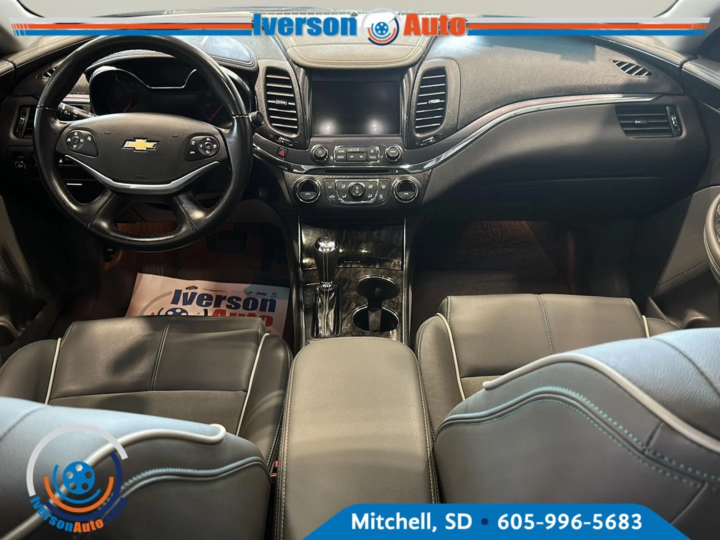 Used 2014 Silver Topaz Metallic Chevrolet LT image 26