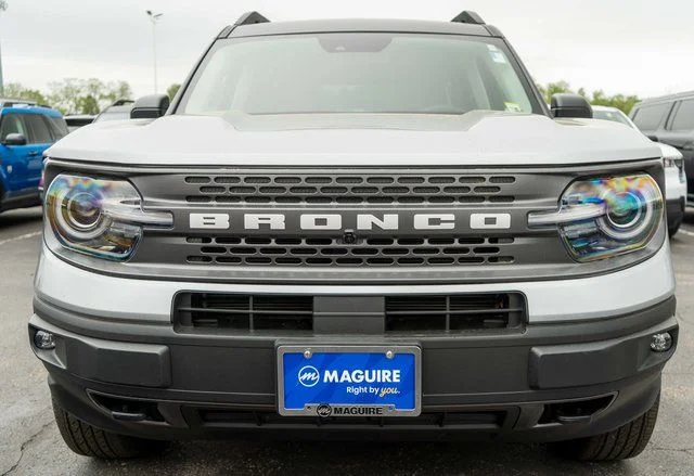 Used 2021 Silver Ford Badlands image 3