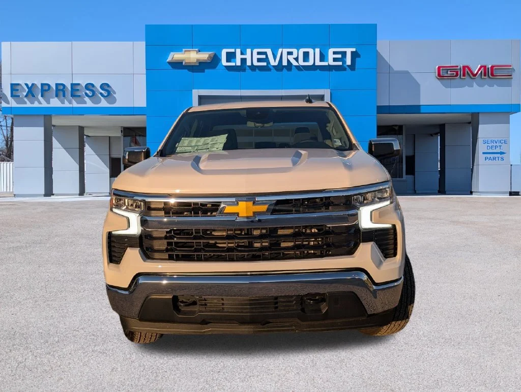 New 2026 Summit White Chevrolet LT image 8