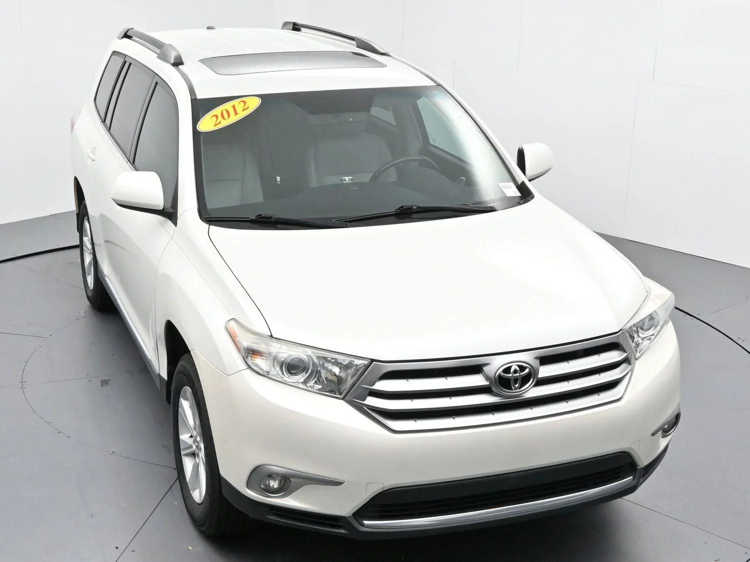 Used 2012 Blizzard Pearl Toyota SE image 37