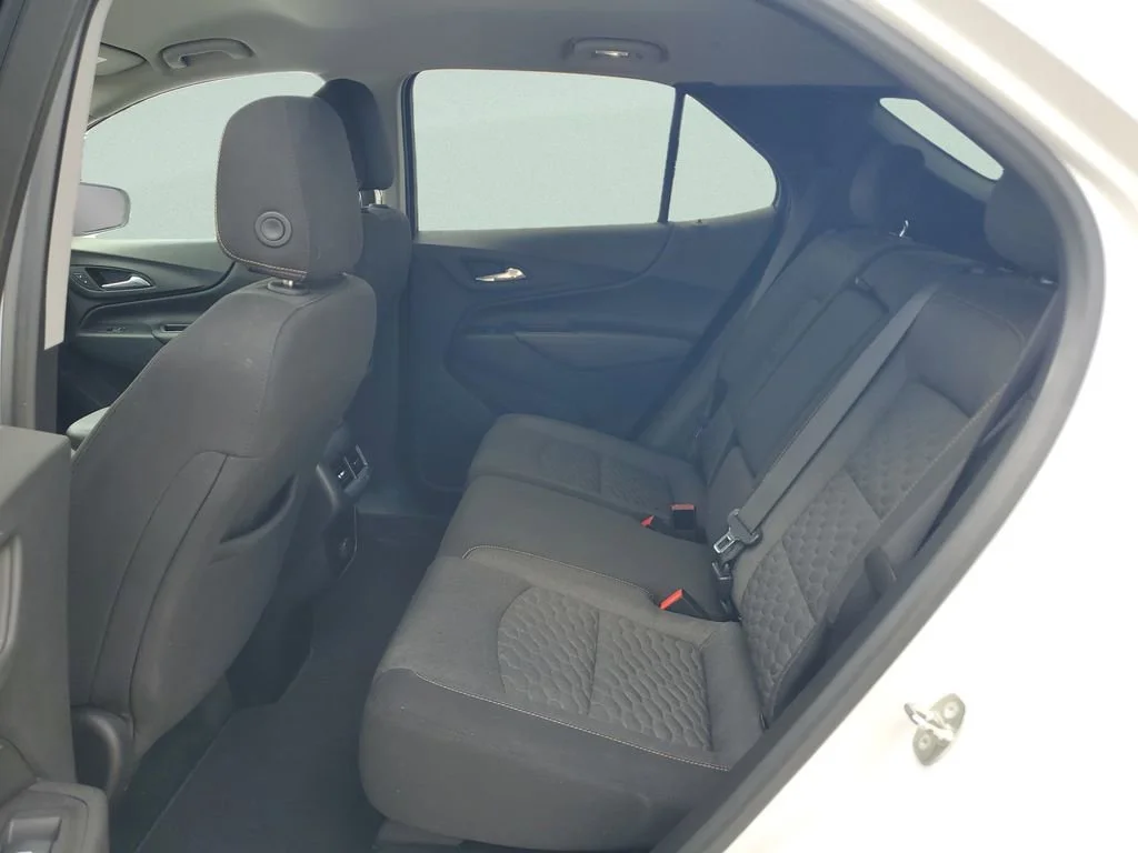 Used 2018 IRIDESCENT PEARL TRICOAT Chevrolet LT image 10
