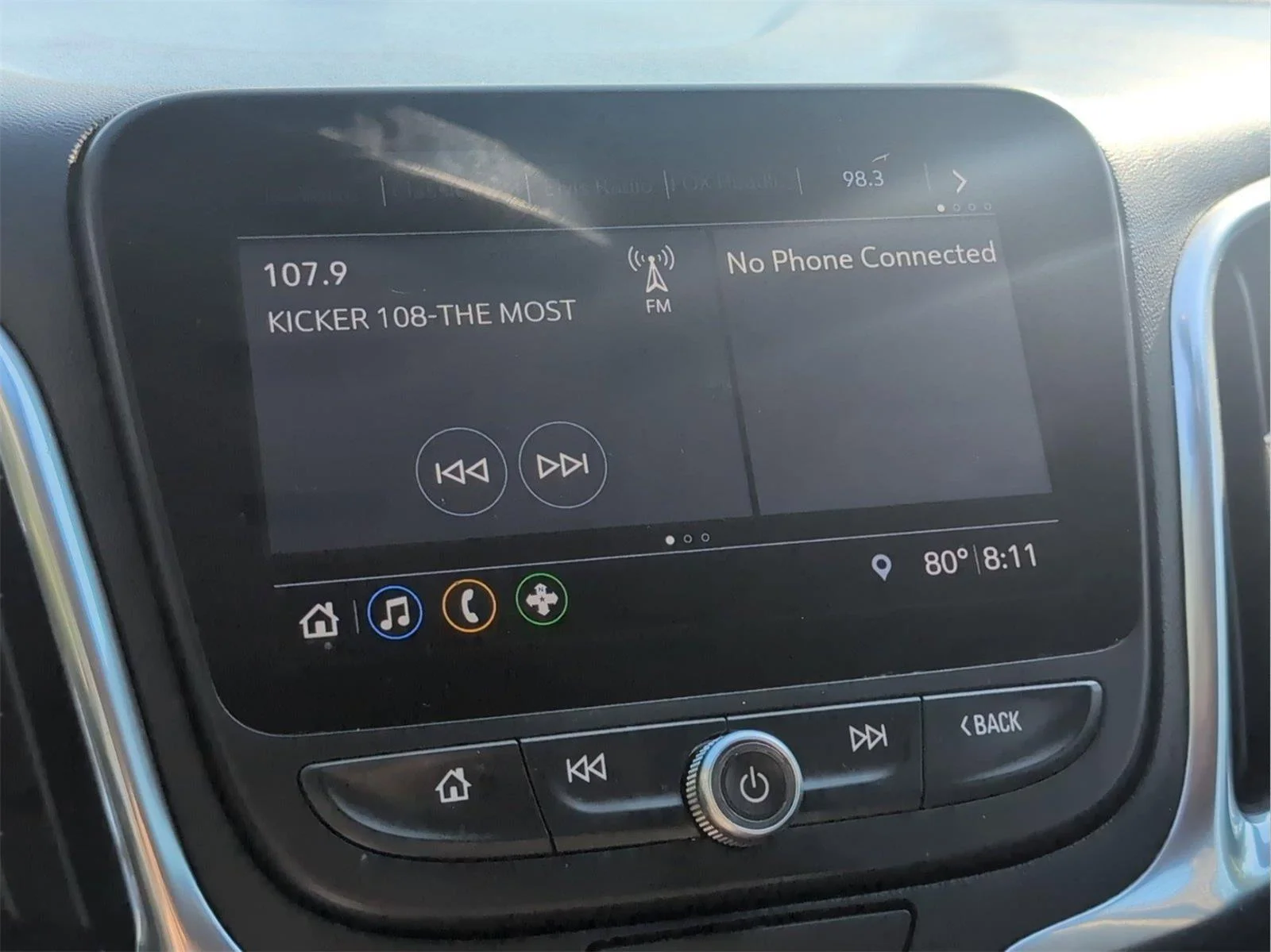 Used 2021 SILVER ICE METALLIC Chevrolet Premier image 17