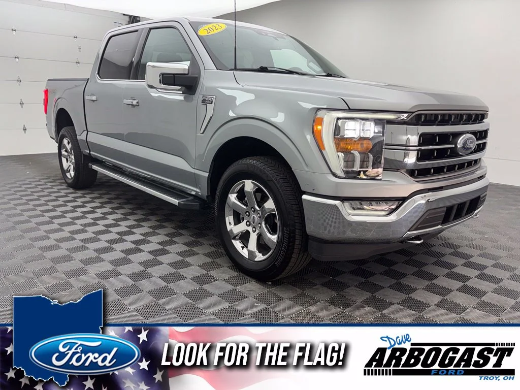 Used 2023 Silver Ford Lariat image 1