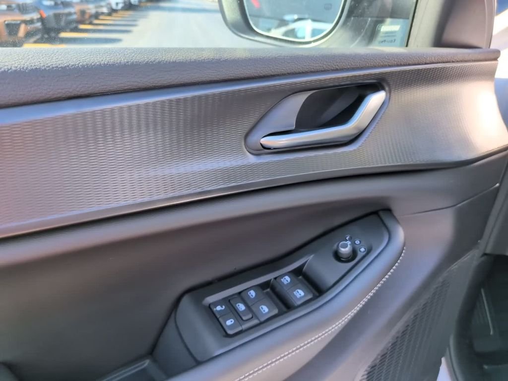 New 2026 Bright White Clearcoat Jeep Laredo X image 15