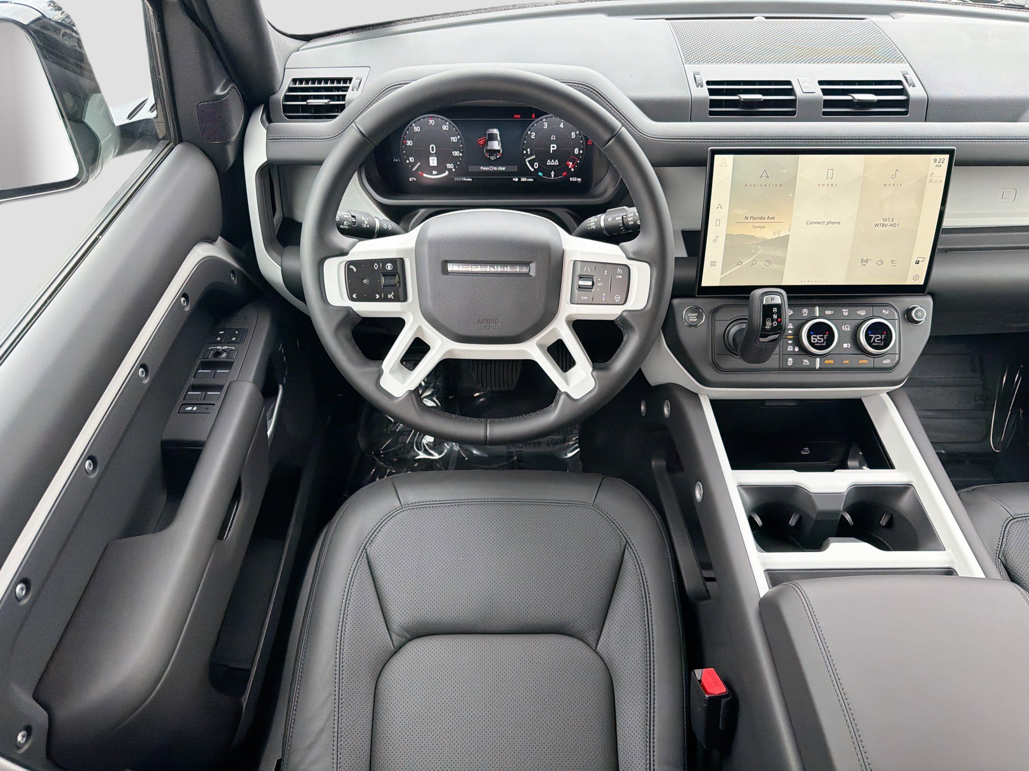 2026 Land Rover Defender X-Dynamic SE - Photo 16