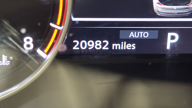Used 2023 Super Black Nissan SL image 37