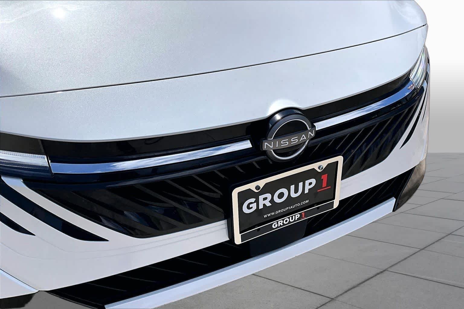 Used 2026 Aspen White Tricoat Nissan SL image 30