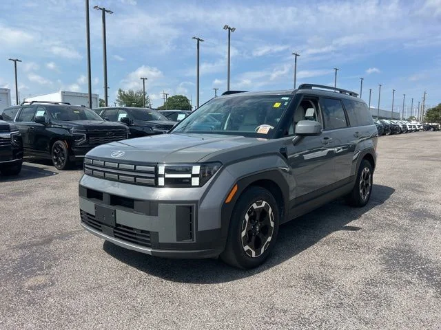 Used 2025 Gray Hyundai SEL image 7