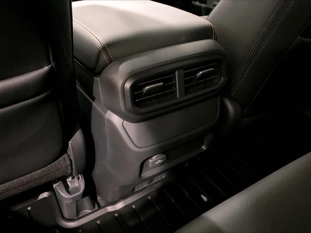 Used 2025 White Honda TrailSport+ image 28
