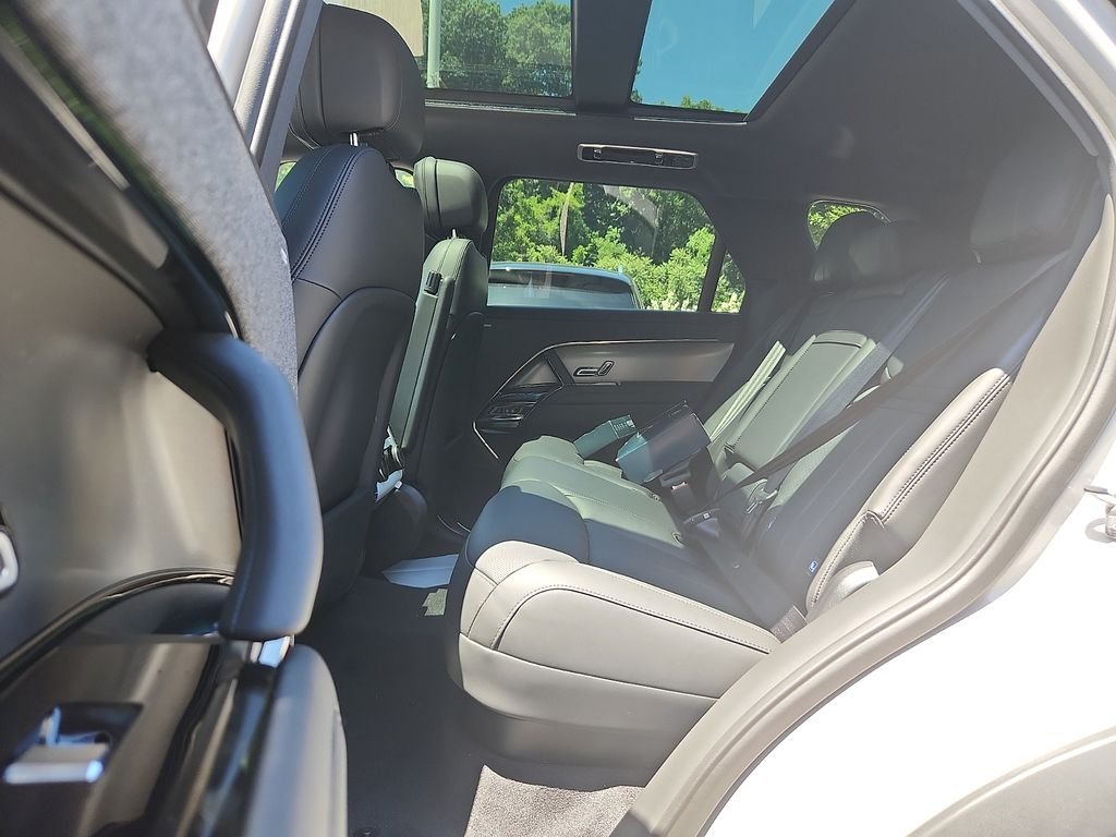 New 2026 Borasco Grey Land Rover Dynamic SE image 5