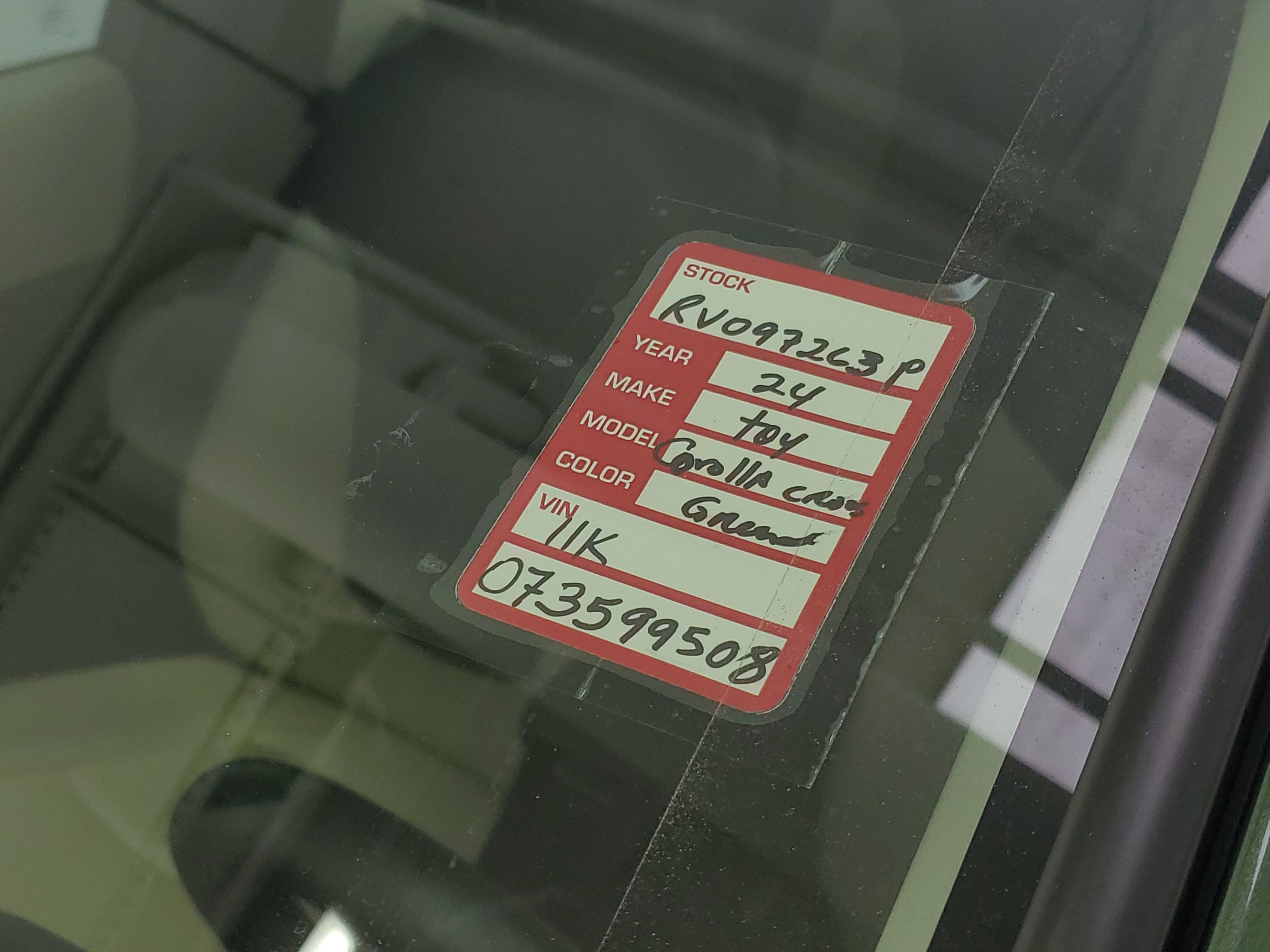 Used 2024 Green Toyota XLE image 33