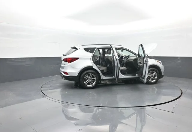 Used 2018 Sparkling Silver Hyundai 2.4 Base image 24