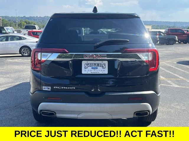 Used 2023 Black GMC SLE image 5