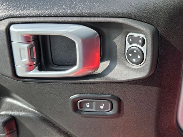 Used 2024 Silver Jeep Sport S 4xe image 31