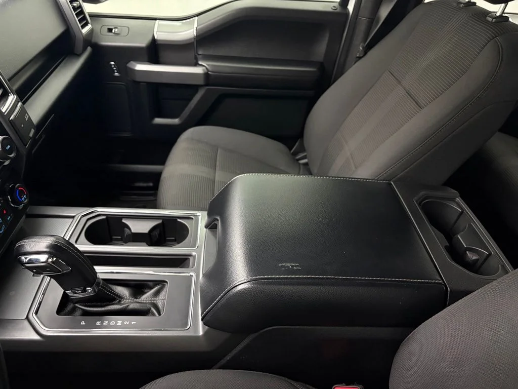Used 2016 Oxford White Ford XLT image 27