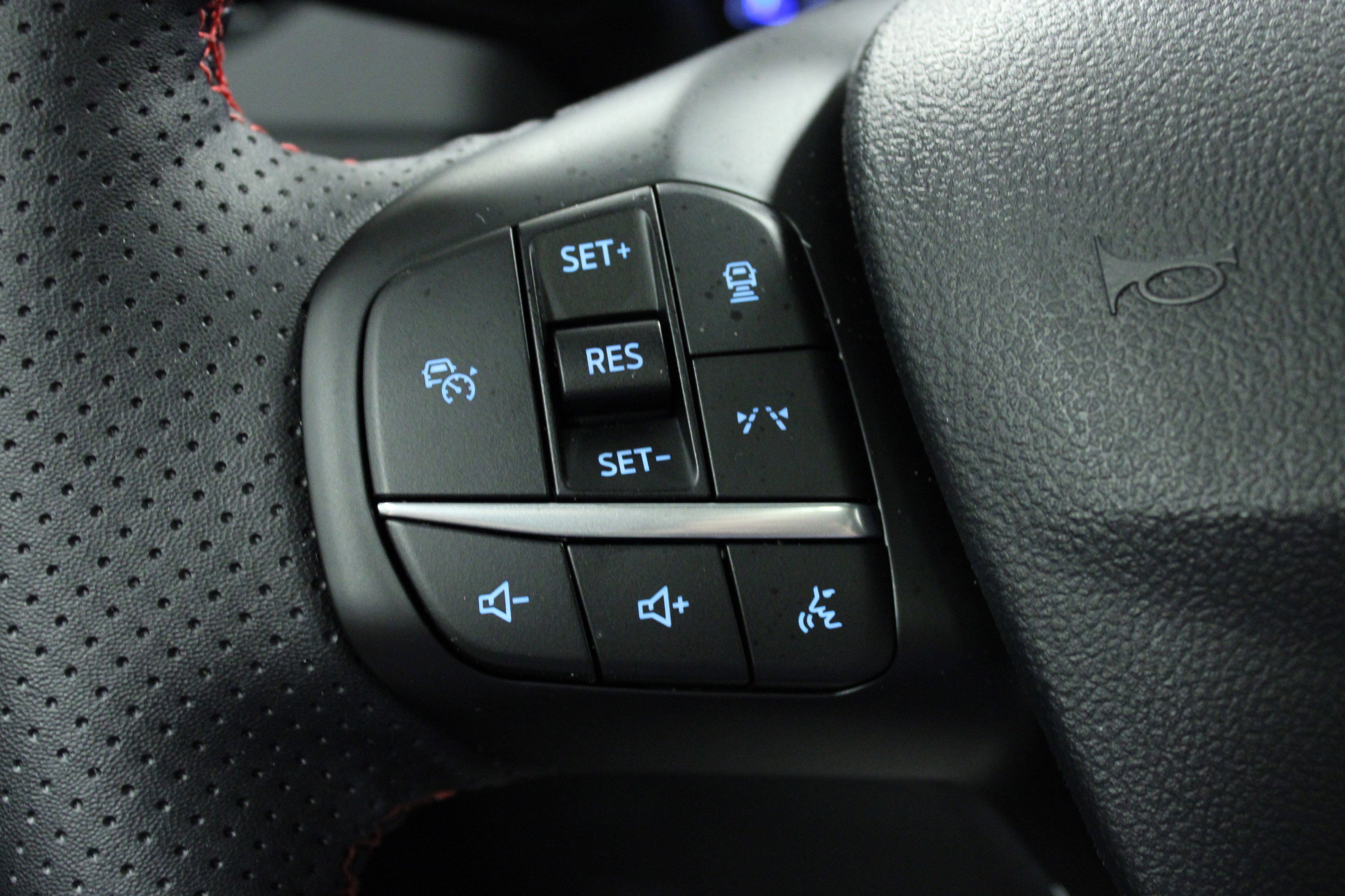 2025 Ford Escape Hybrid ST-Line - Photo 20