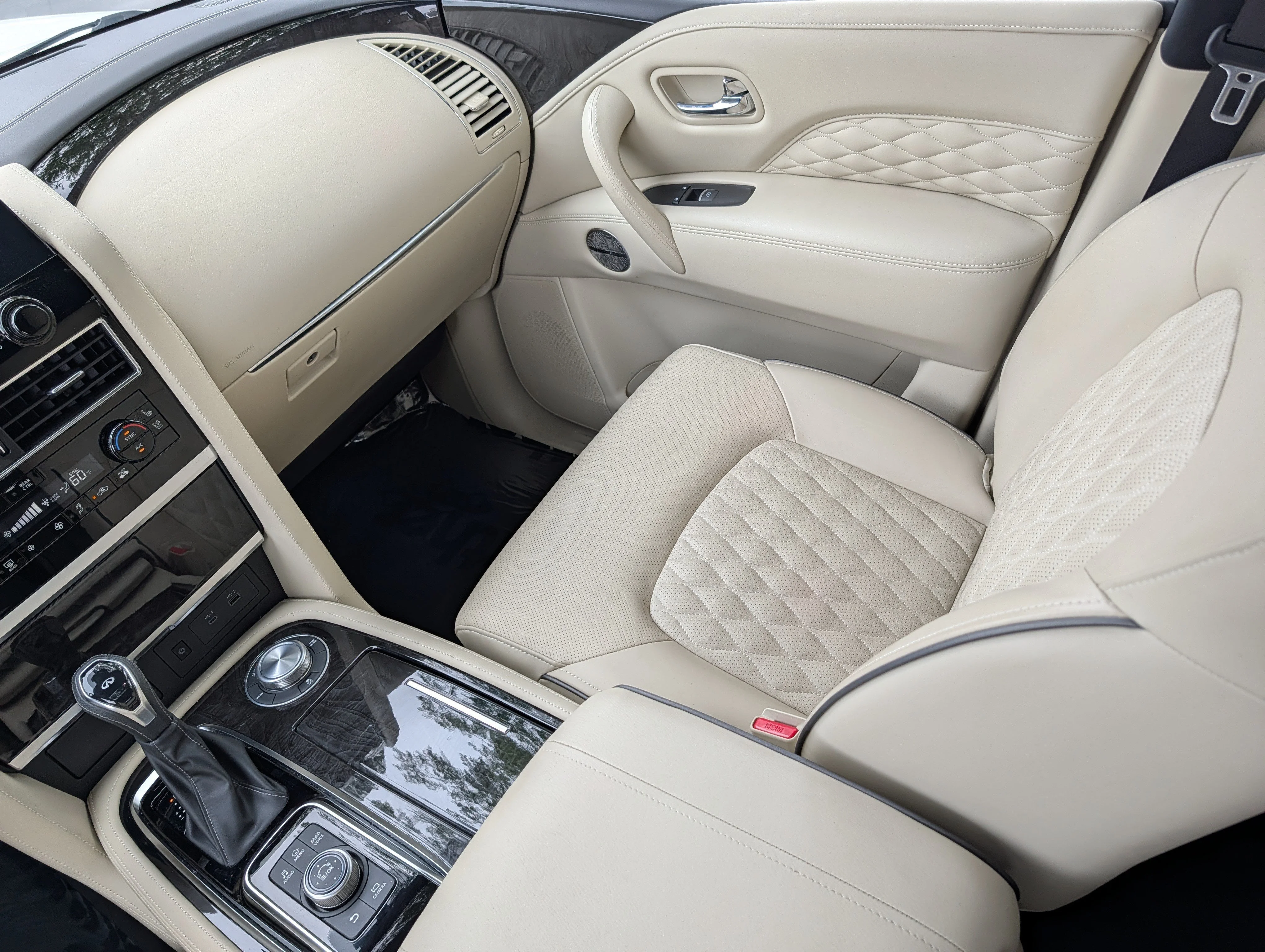 Used 2023 Moonstone White INFINITI SENSORY image 11