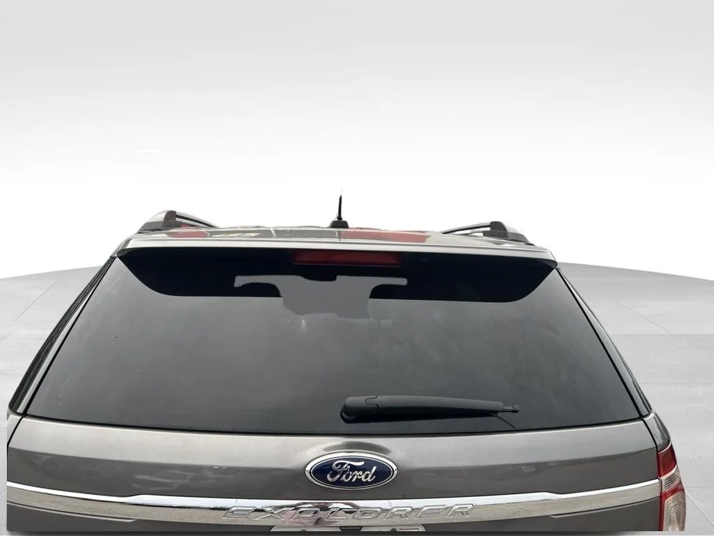 Used 2013 Gray Ford Limited image 4