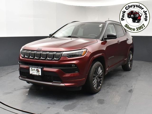 Used 2022 Jeep Compass High Altitude with VIN 3C4NJDCB5NT164748 for sale in Burnsville, Minnesota