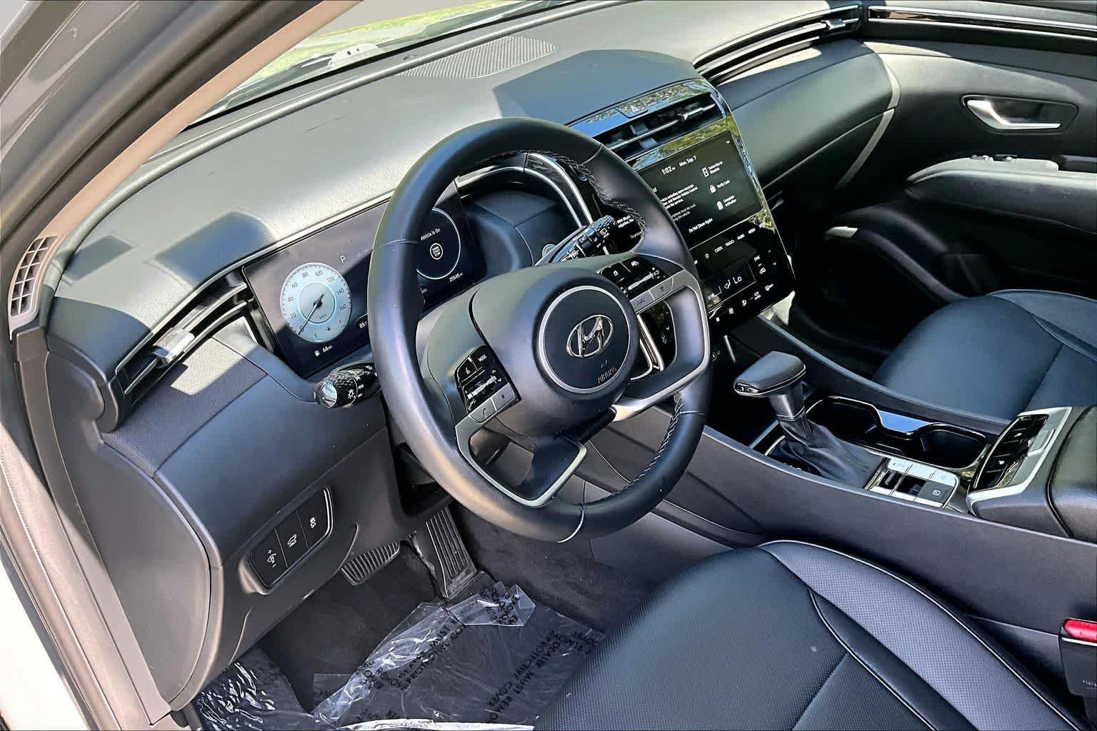 Used 2024 Hampton Gray Hyundai SEL image 18