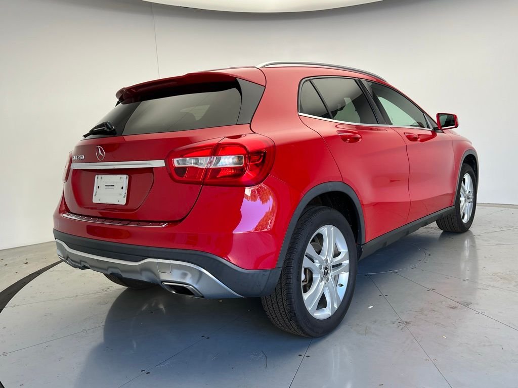 2019 Mercedes Benz GLA 250 photo 3