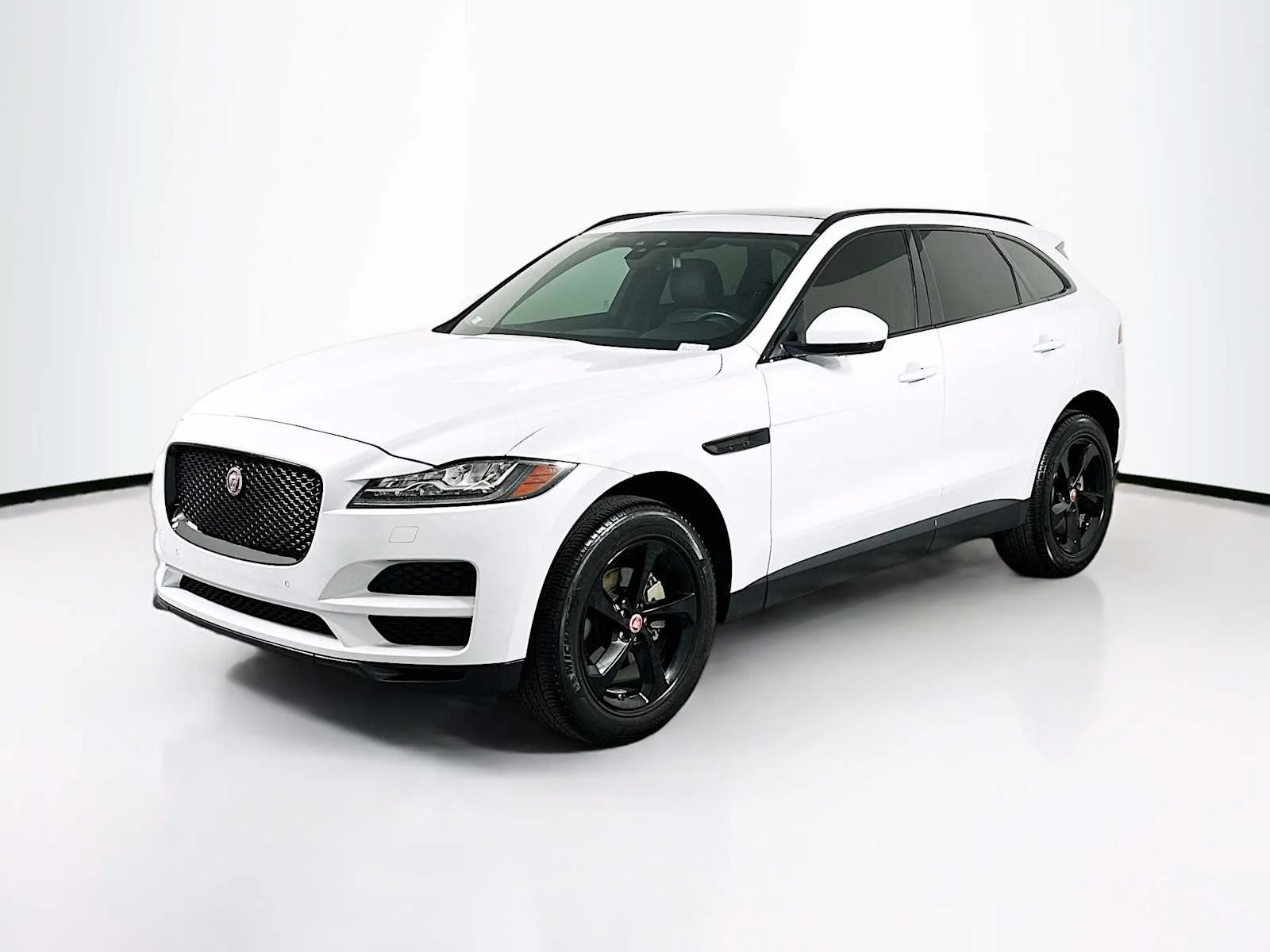2018 Jaguar F-PACE 25t Prestige AWD's photo